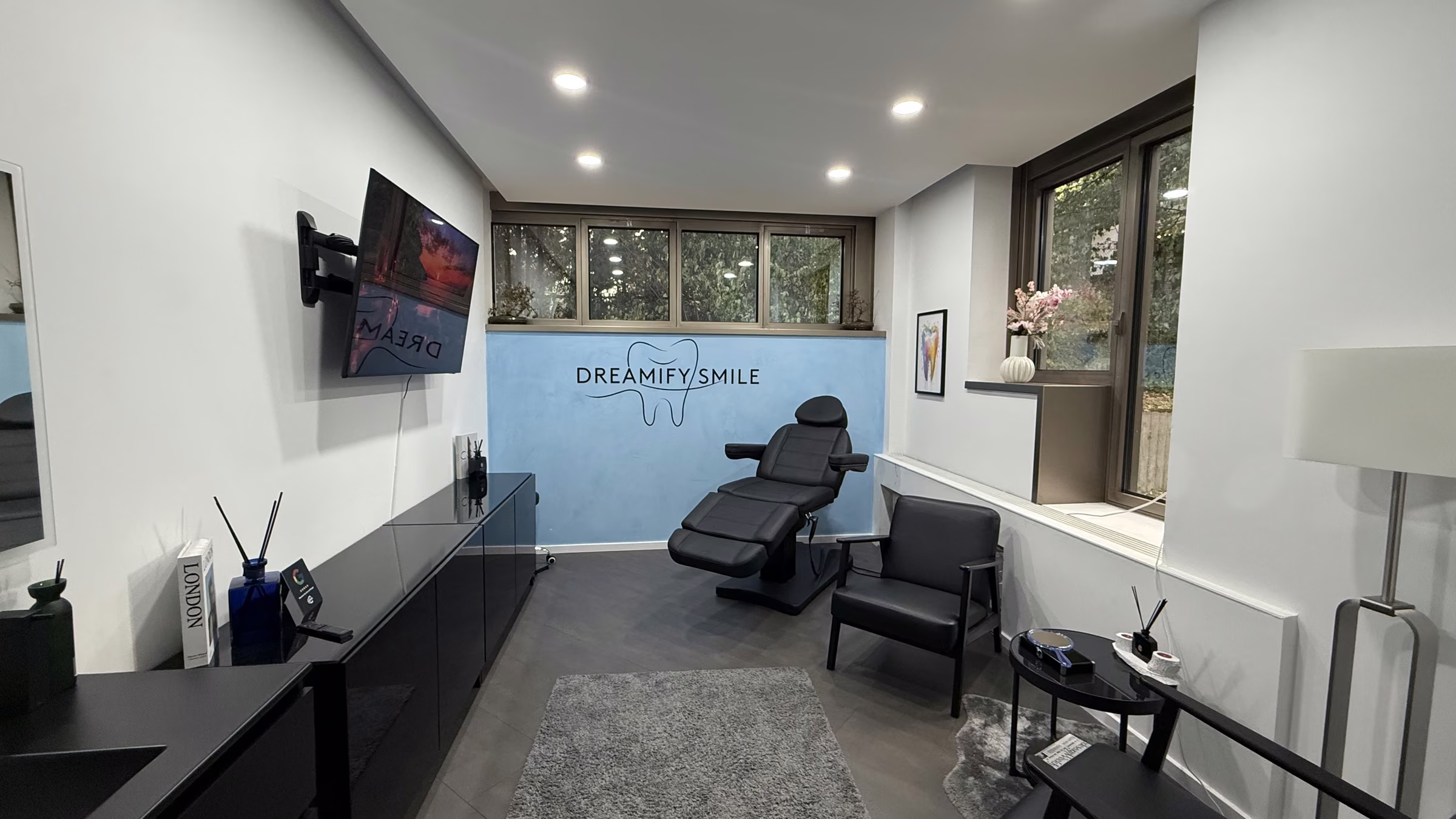 Dreamify Smile Studio für Zahnaufhellung & Bleaching in Köln